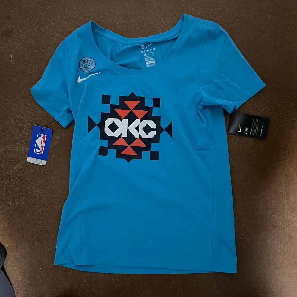 NWT Women's Oklahoma City Thunder Nike Turquoise City Edition Performance Cotton